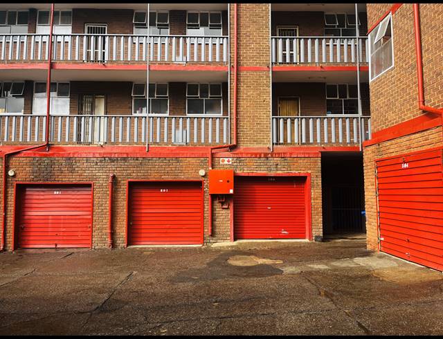 2.5 BEDROOM APARTMENT FOR SALE IN SUNNYSIDE